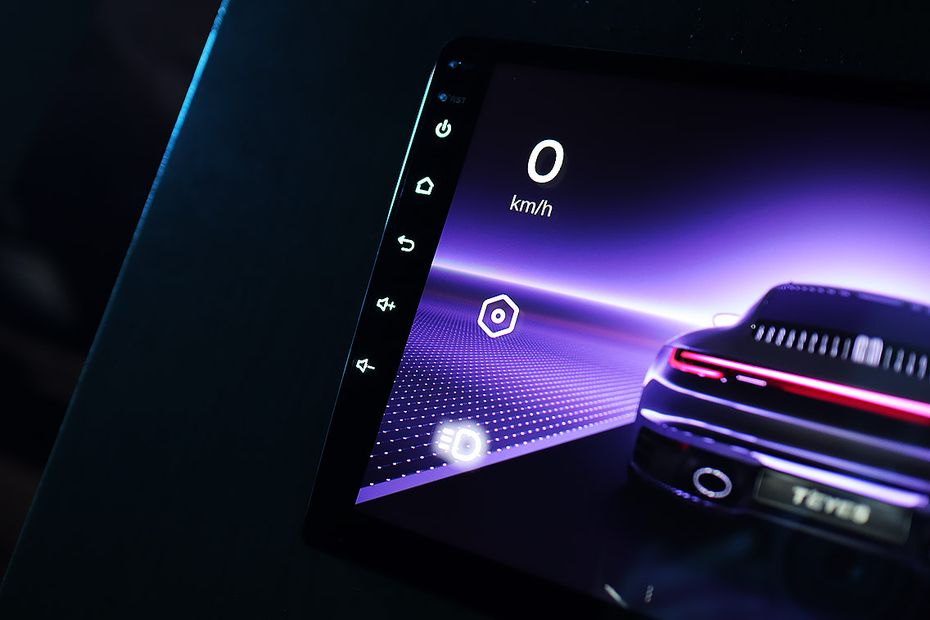 QLED экран c разрешением 2000x1200 пикселей в Тиайс CC3 2k 6+128Gb для Ford Focus 3 2011-2019